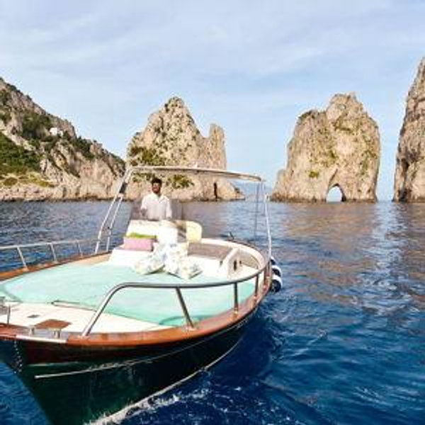 Boat Tour of Capri