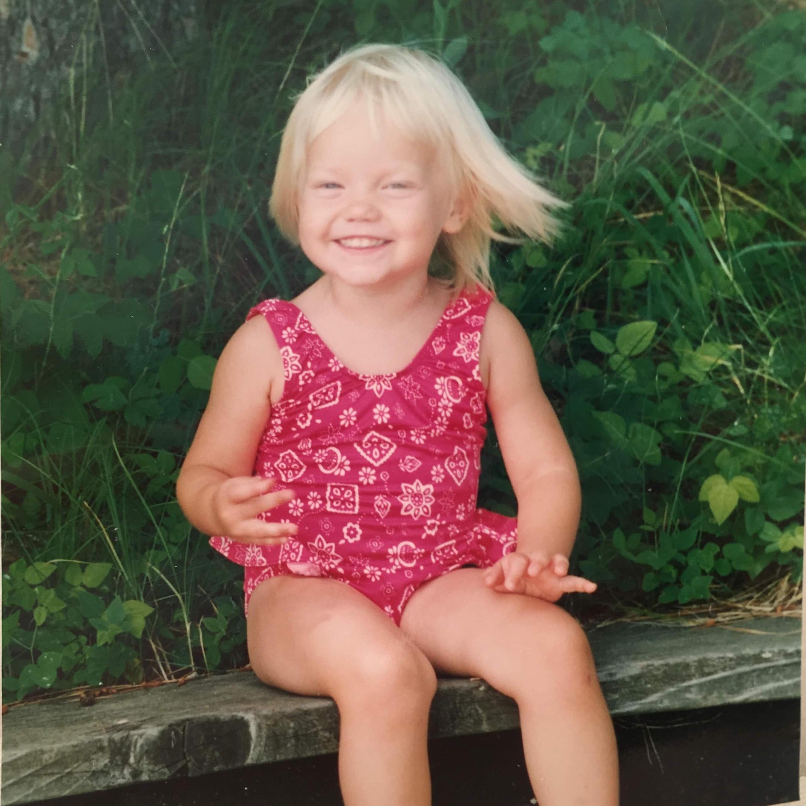 Kristen in one of her many swimsuits, ~1996