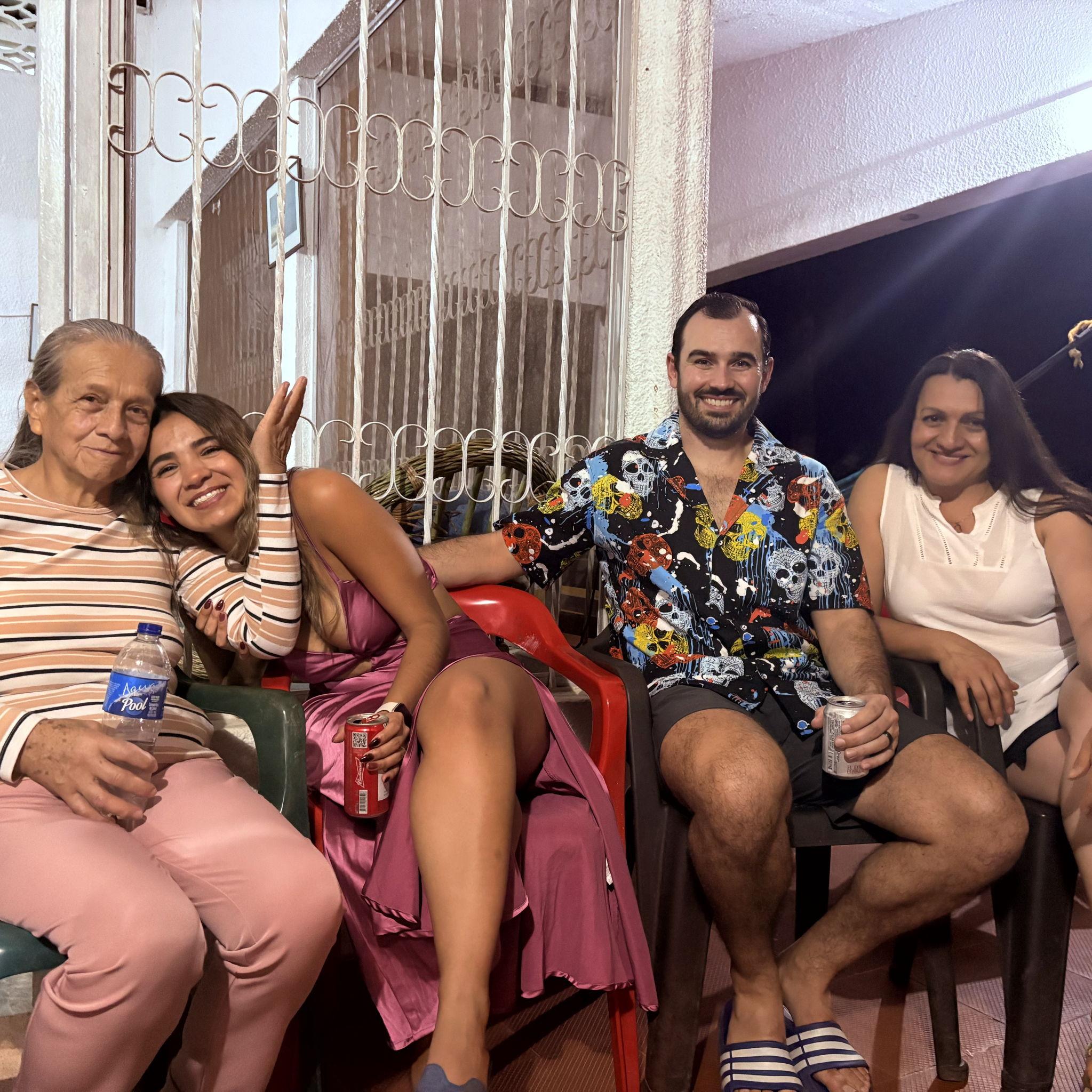 Darcy meet Abue for the first time ❤️