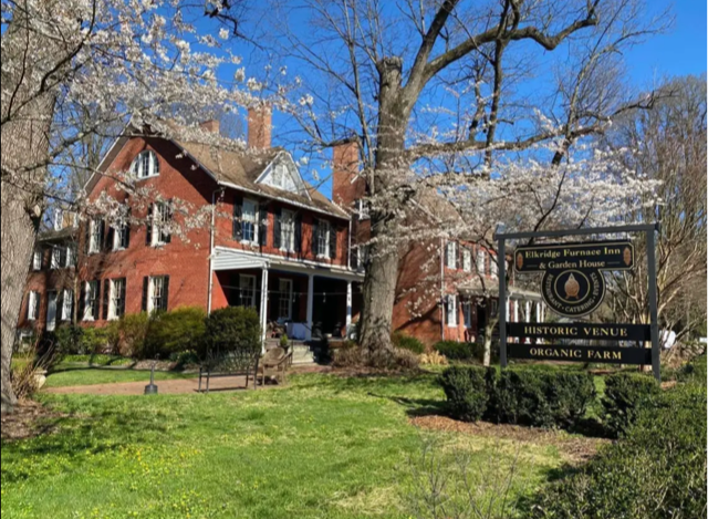 The Wedding Website of Taylor Houck and Garrison Meachum