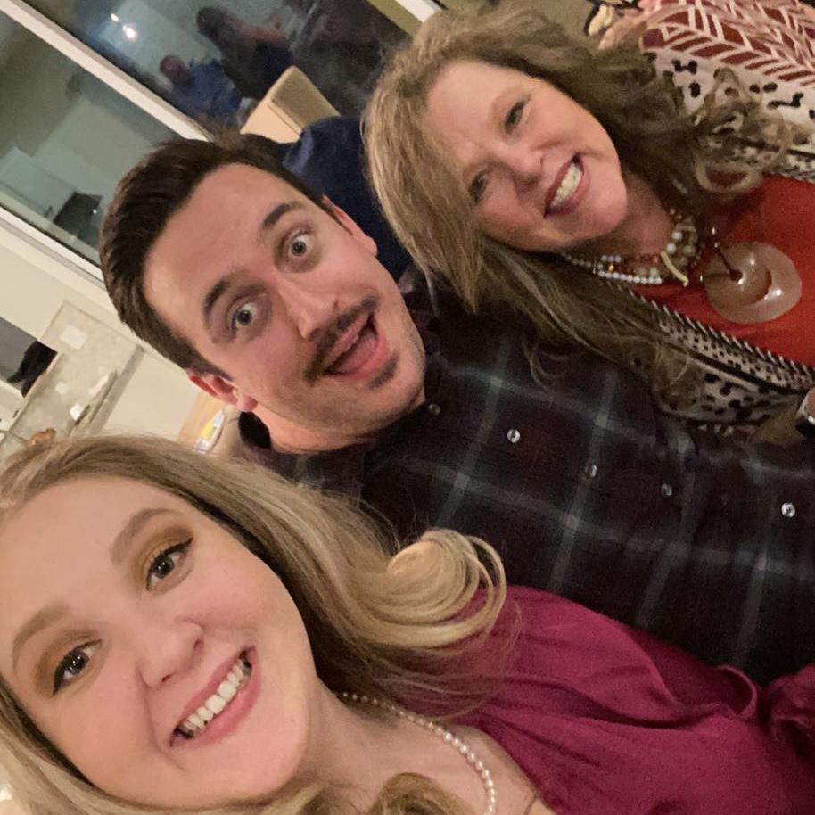 Kimberly, Brad & Amber Dawn at Thanksgiving, 2022