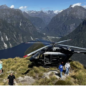 Milford Sound Helicopter and Cruise Tour