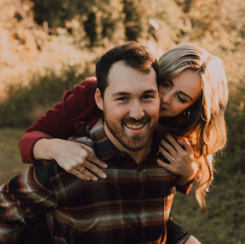 The Wedding Website of Sydnie Seckinger and Michael Hefner