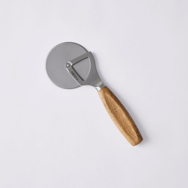 Wood Handled Pizza Wheel