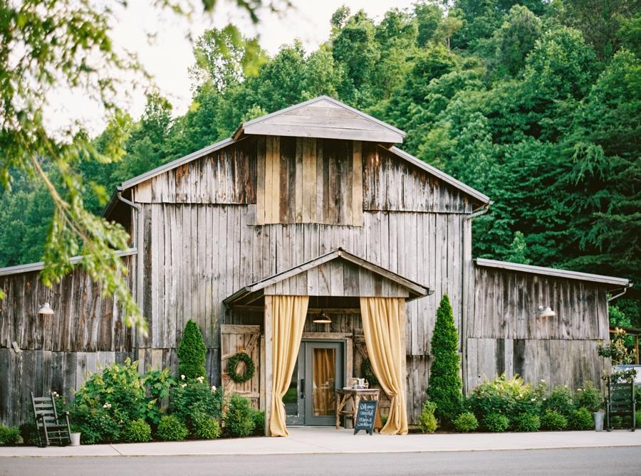 The Wedding Website of Jorden Brown and Stefanee Wilson