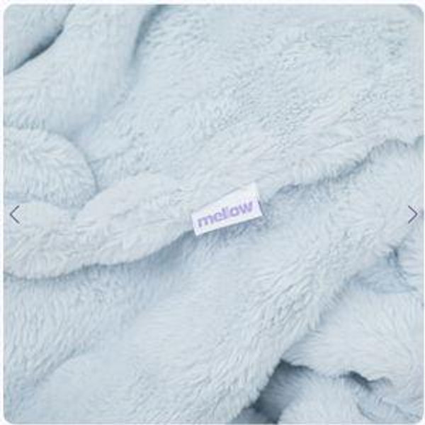 Cloud Throw Blanket-Glacier Blue