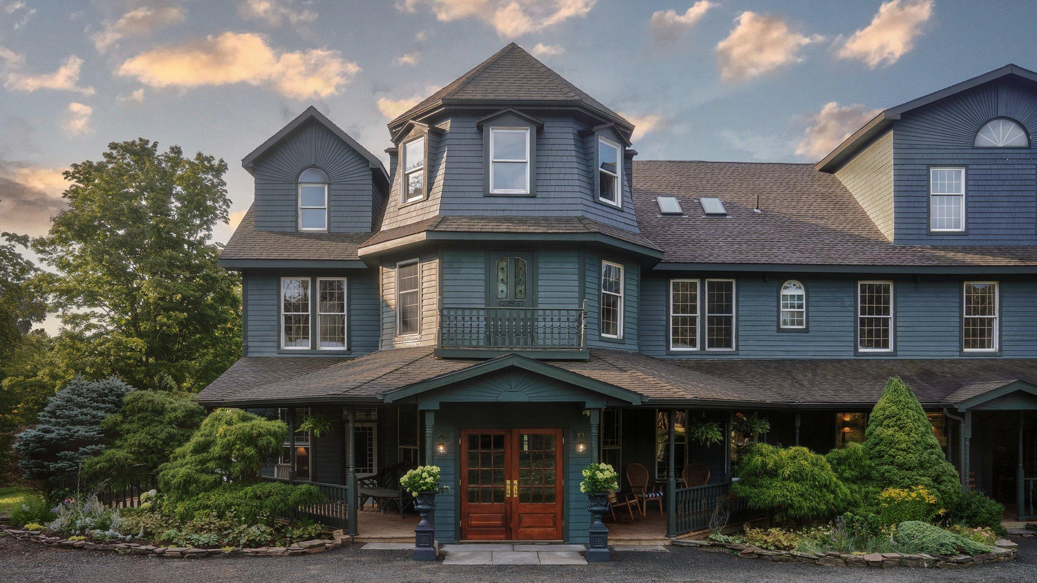 The Wedding Website of Sam Ray and Anna Fodero