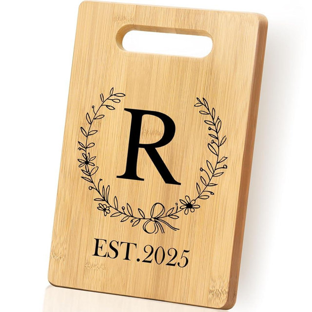 Personalized Cutting Board, Monogrammed Wedding Gift for Couple Newlywed 2025, Initial Birthday Gifts for Women, Gift for Bridal Shower Wedding Shower Engagement Anniversary Housewarming(Letter-R)
