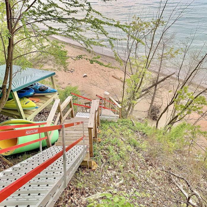 Images of the cabin & property surrounding it