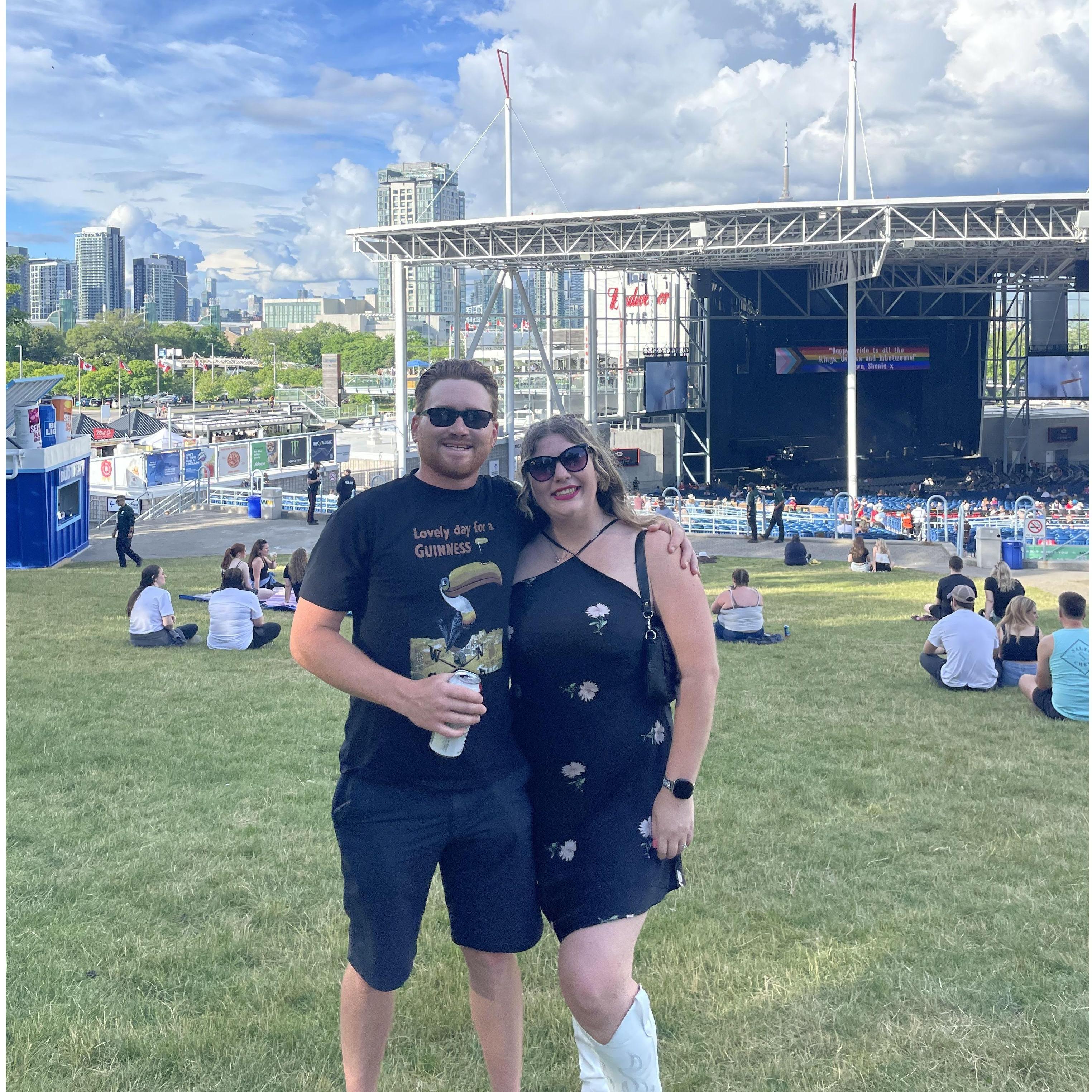 Shaina Twain at Bud Stage