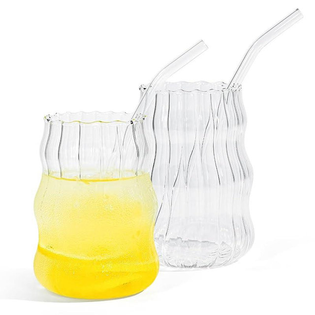 sweet grain Ribbed Glass Cups Set of 2, 18 oz Glasses Drinking Set, Drinking Glasses Tumbler with Straw for Iced Coffee Juice Drink Milk