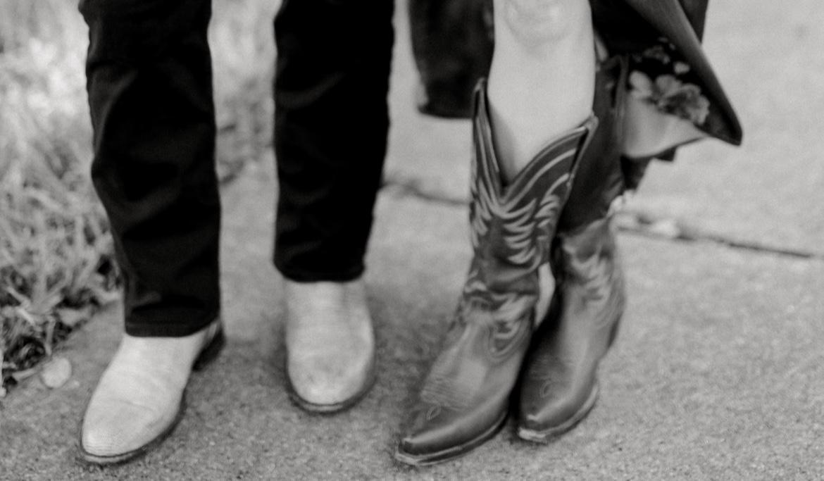 The Wedding Website of Renae Wiegand and Aaron Snyder