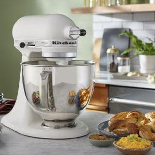 KitchenAid - Artisan Series 5 Quart Tilt-Head Stand Mixer (Porcelain White)