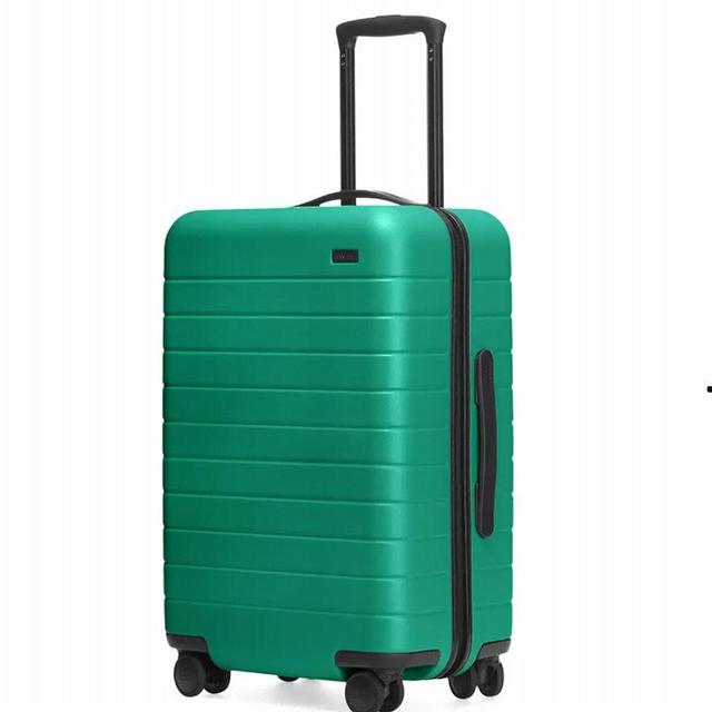 The Bigger Carry-On with battery - sea green