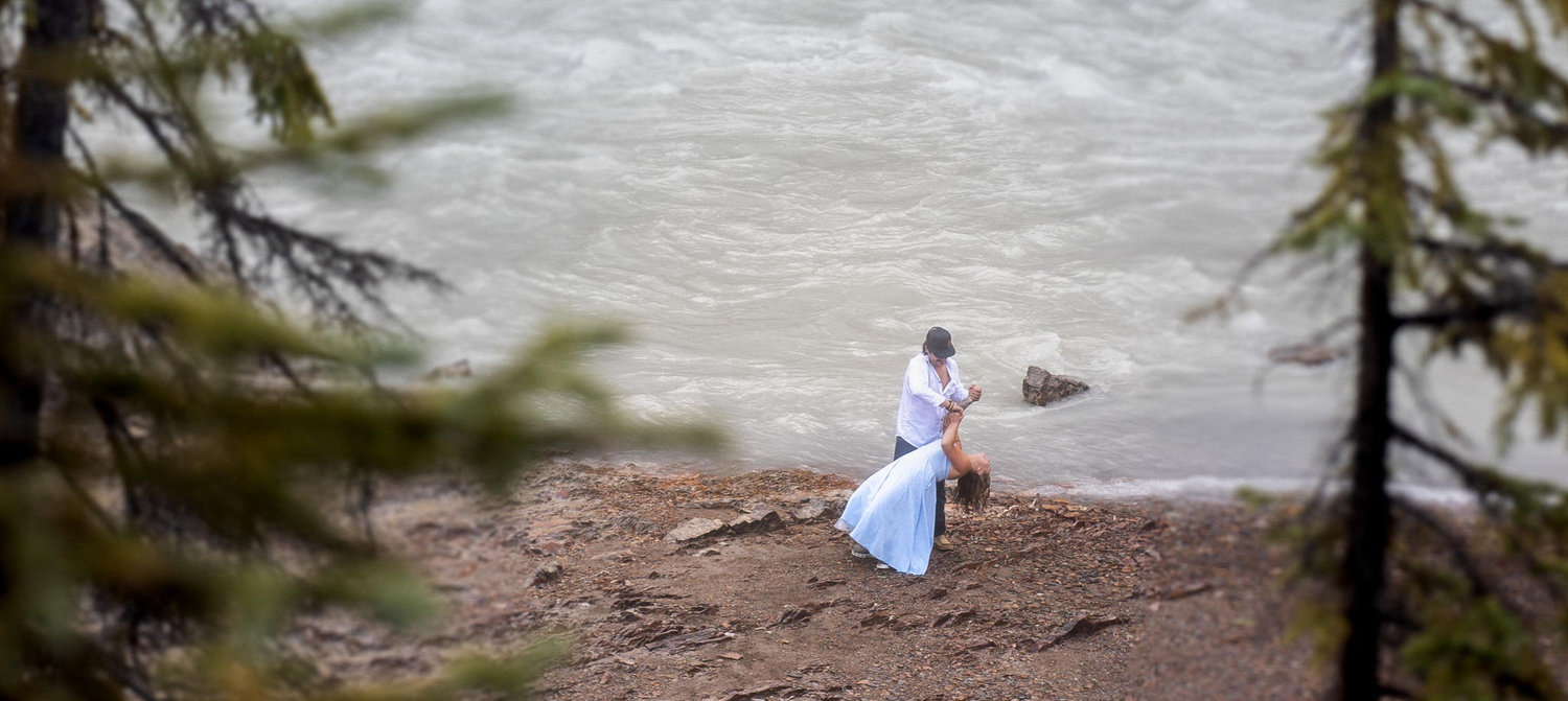 The Wedding Website of Akayla Walsh and Cody Levesque