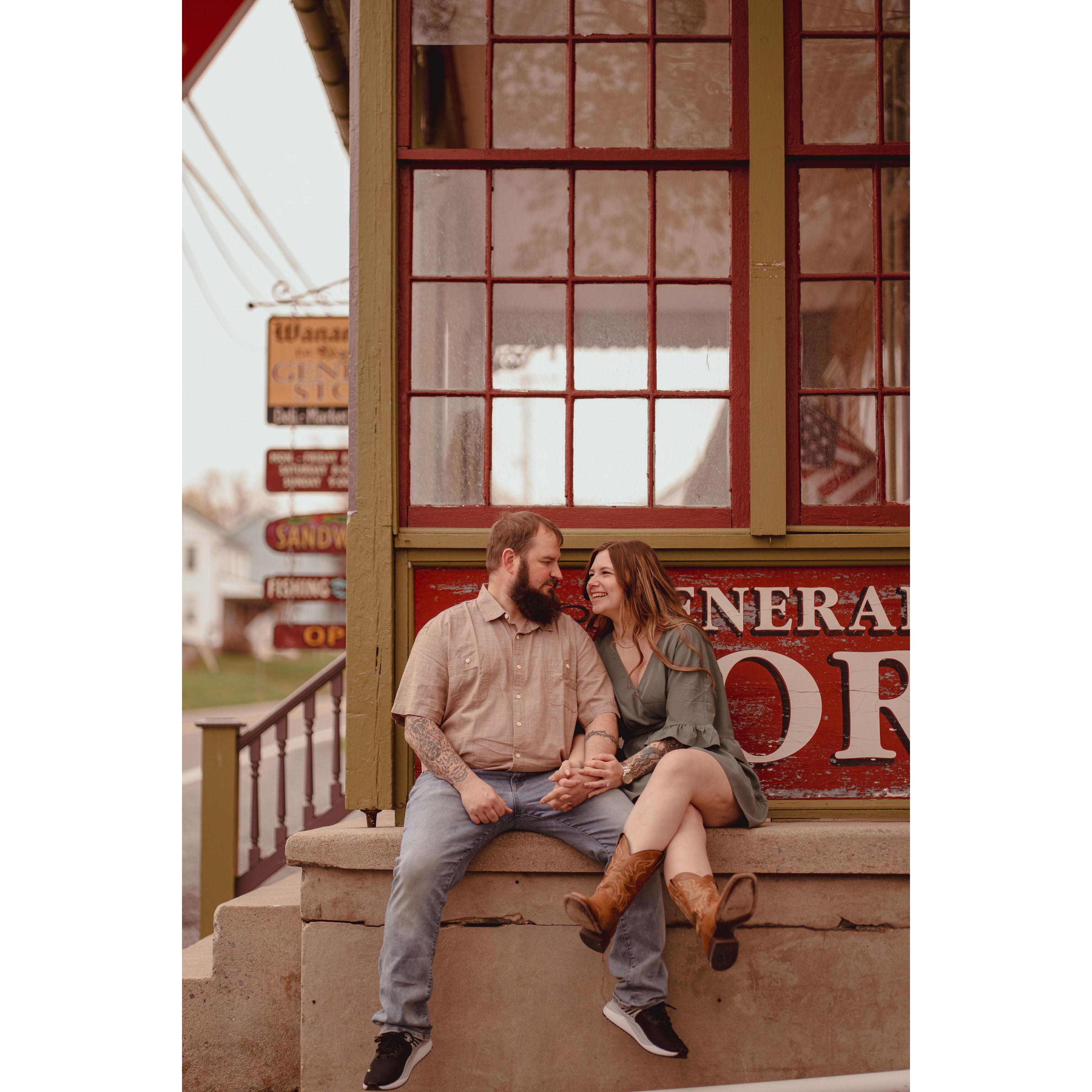 Engagement pictures at Wannamakers General Store