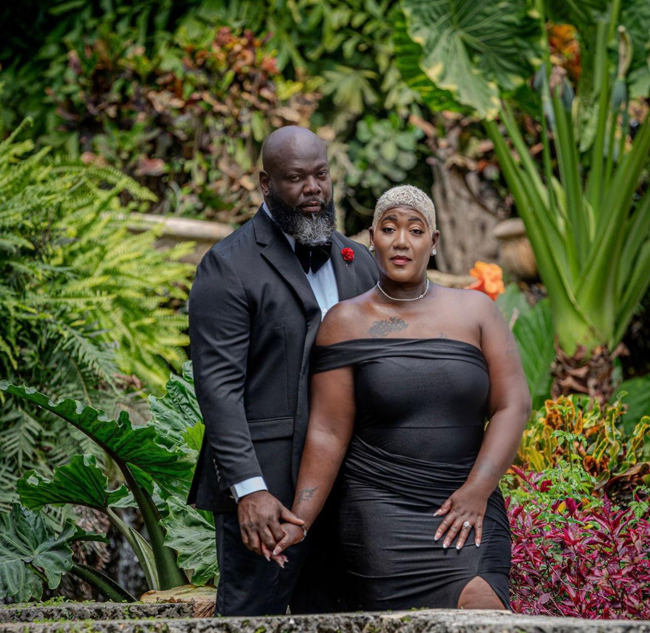 The Wedding Website of Zenobiah Smith and Amiliano Bell