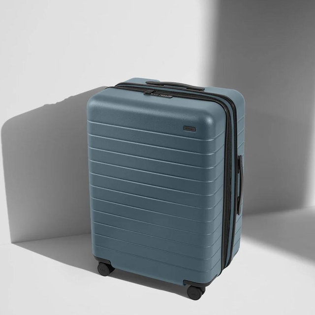 The Medium Flex in Coast Blue