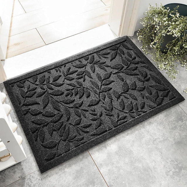 VivaNest Black Leaves Outdoor Indoor Entrance Doormats, Absorbent Durable Heavy Duty Welcome Front Door Mat,Thick Natural Rubber Back,Easy Clean Entryway Mat 17x30 Inch, Low Profile