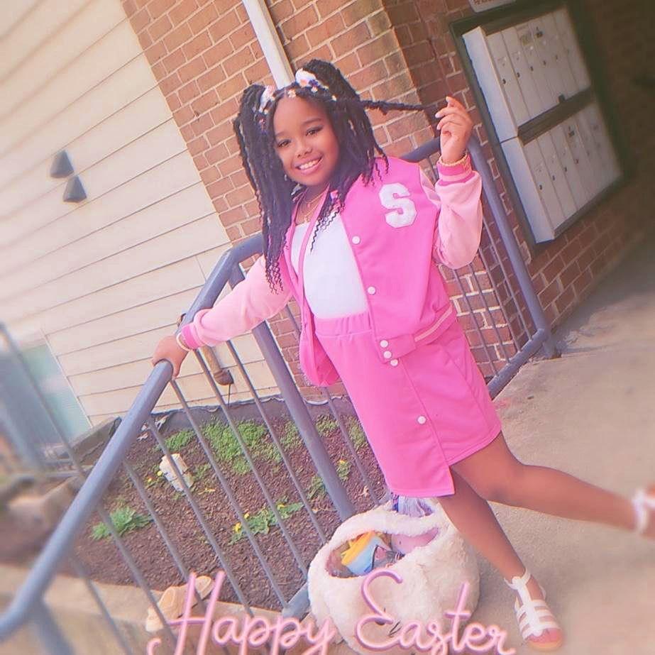Cutie on Duty! Our flower girl