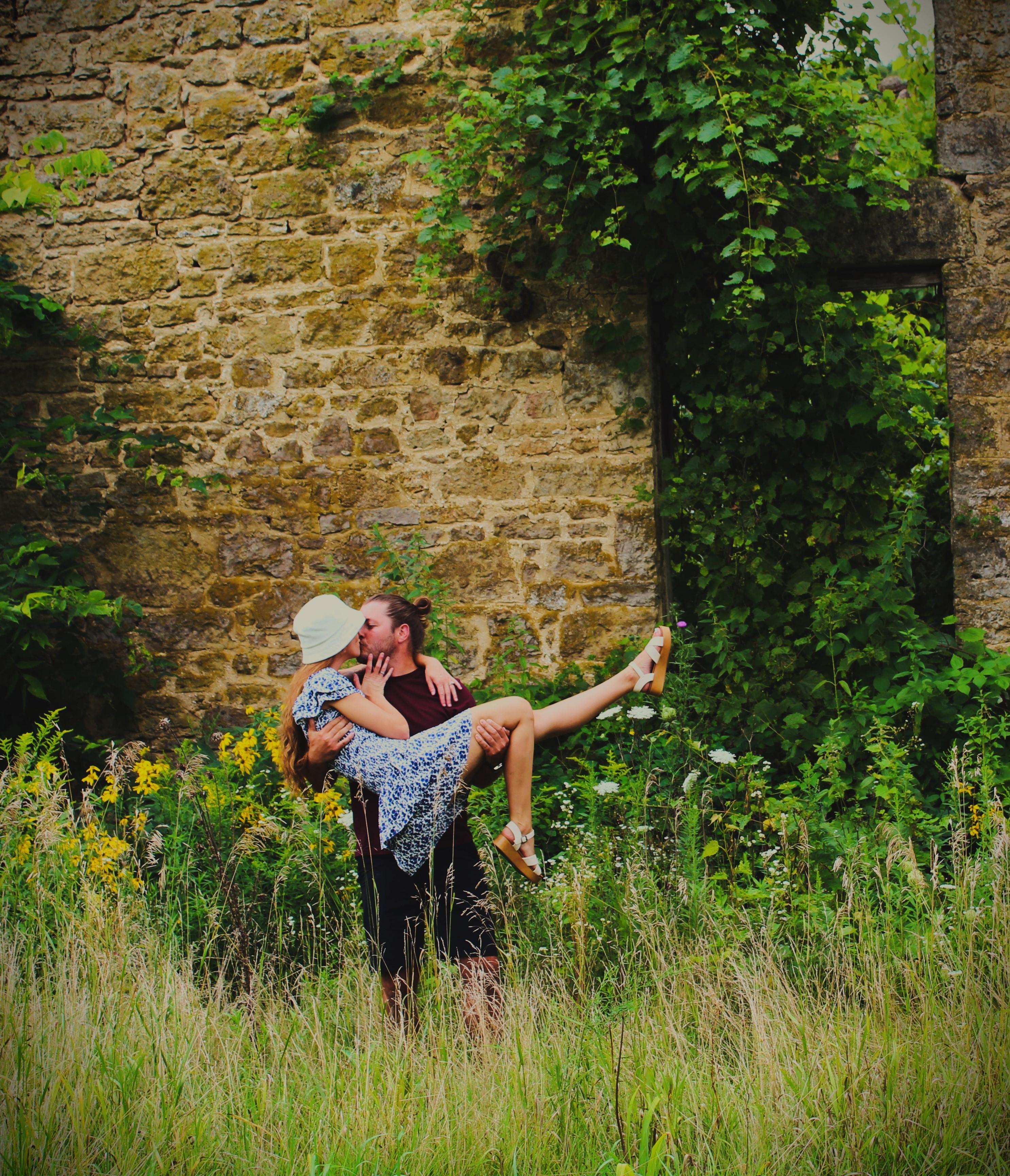The Wedding Website of Lindsey Harle and Quinn McCullough