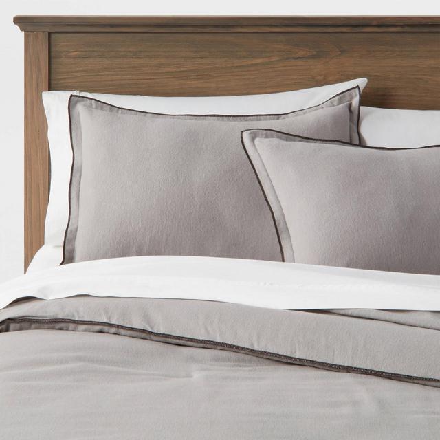 Full/Queen Flannel Comforter & Sham Set Gray - Threshold™