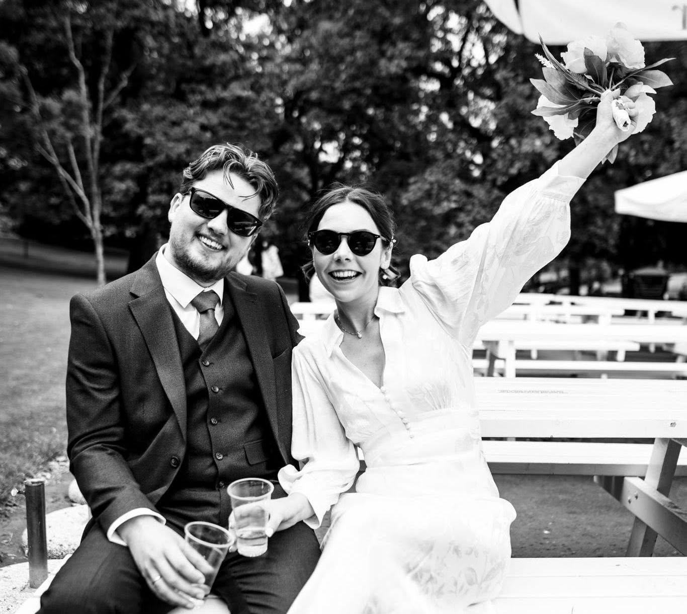 The Wedding Website of Courteney Davies and Harry Davies