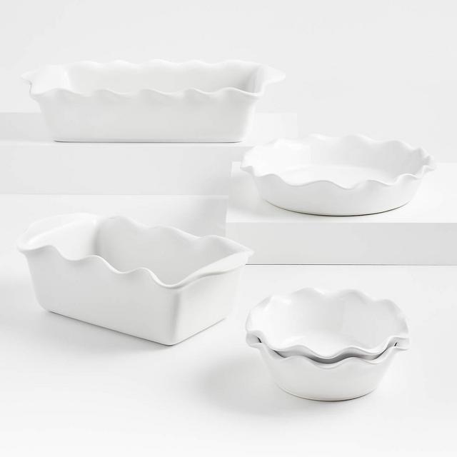 White Ruffle 5-Piece Bakeware Set