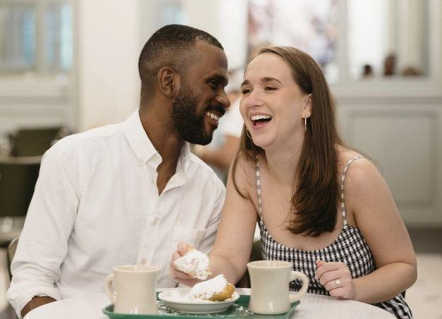 The Wedding Website of Maia Volk and André Mills