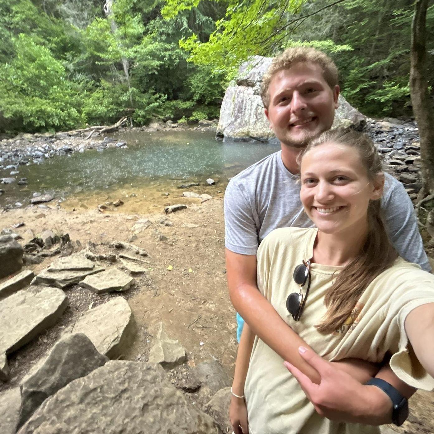 Hiking at Rainbow Falls