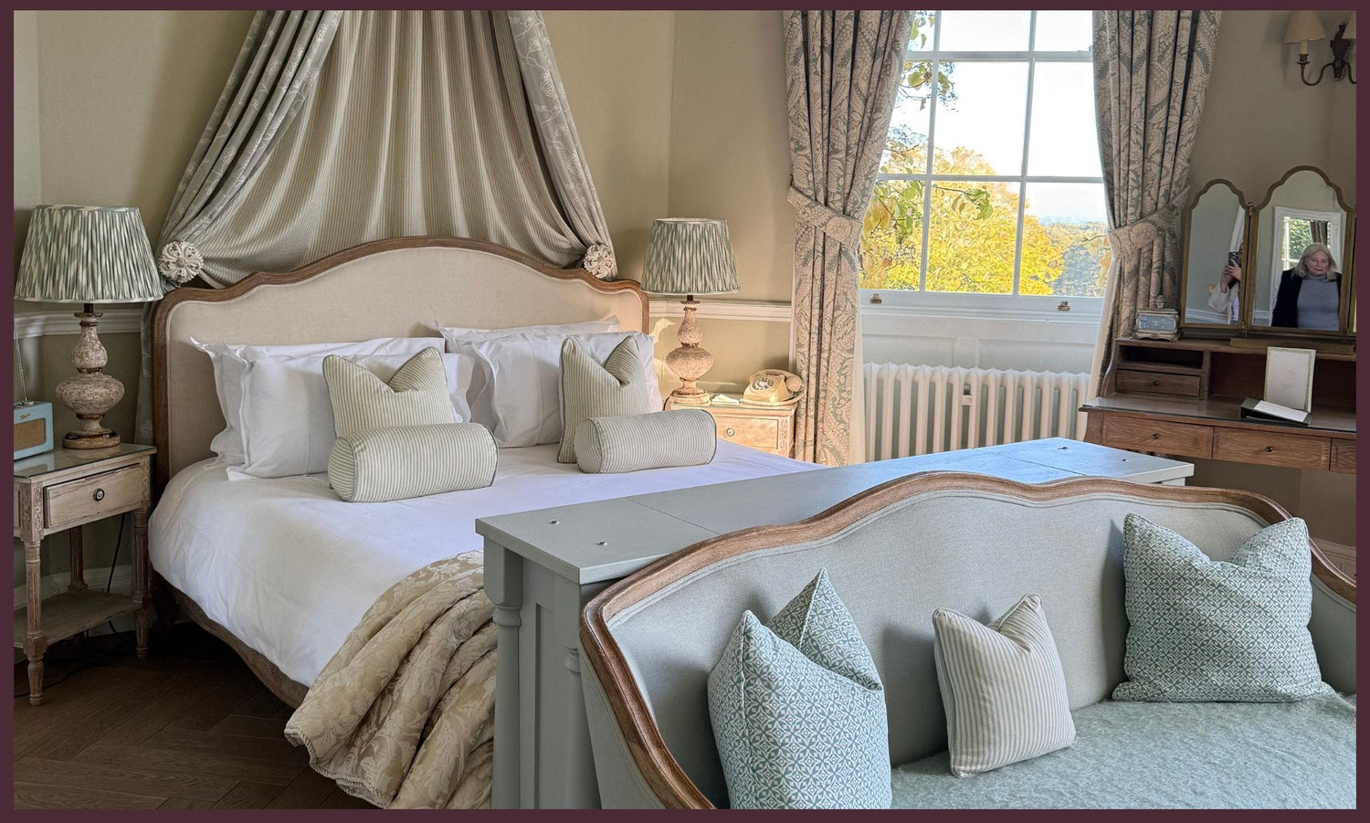 The Wedding Website of Ellie Brook and Jack Phillips