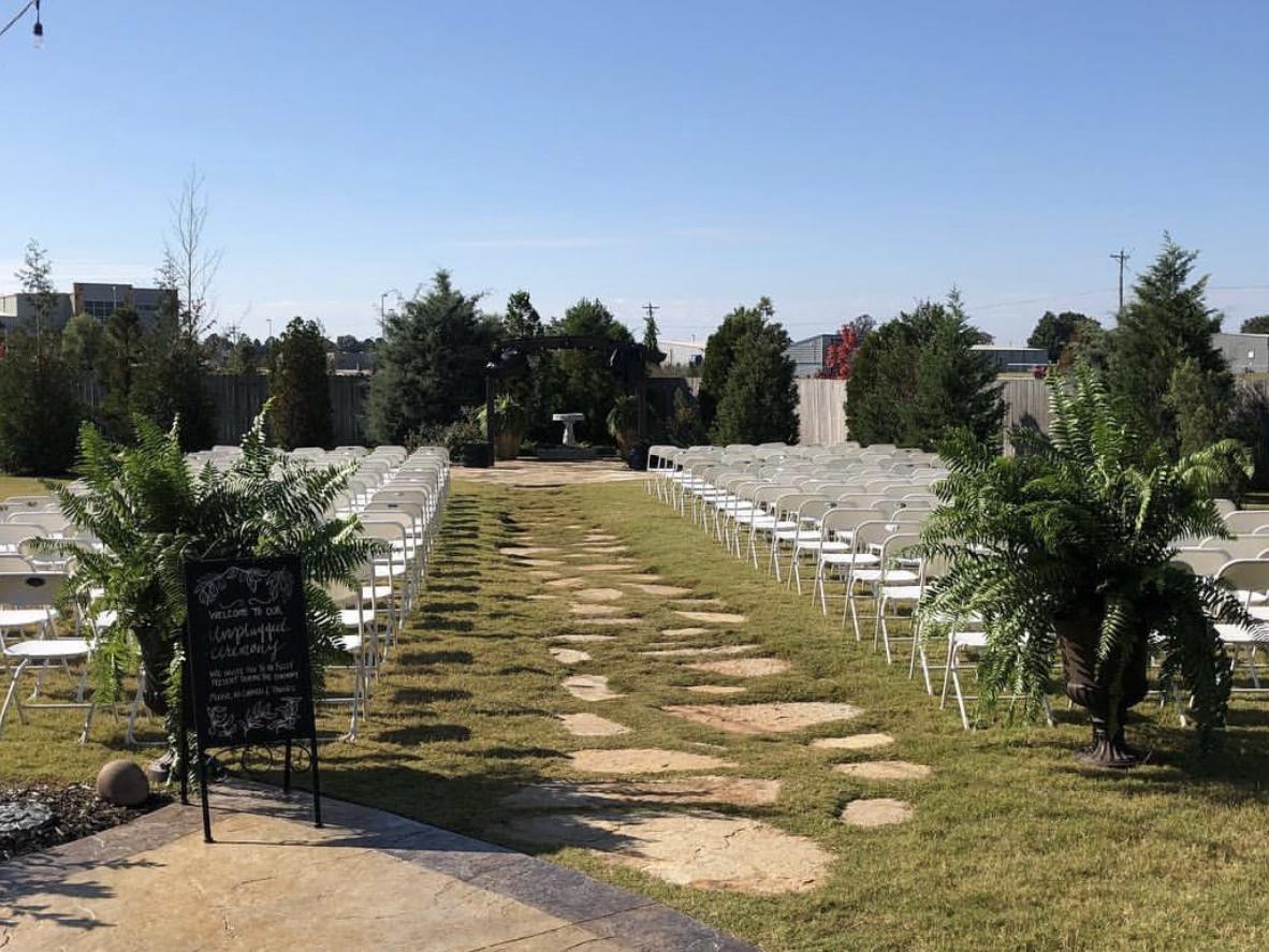 The Wedding Website of Holly Kellett and Joshua McCammon
