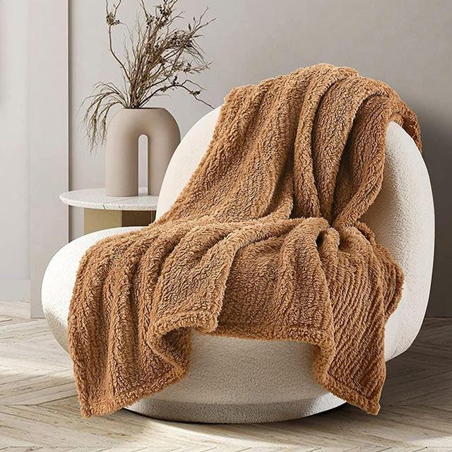 Ultra Soft Cozy Sherpa Throw Blanket, Brown Pattern Reversible, Light Weight Warm Decorative Boho Style Throw Blanket Cover for Sofa, Couch, Bedroom,Travel, 50”x60”