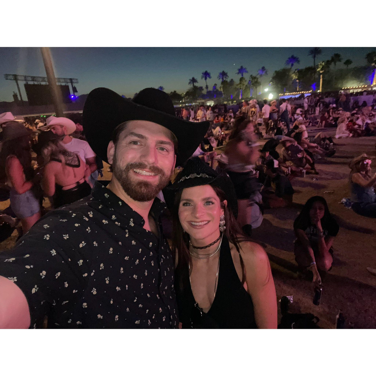 Waiting for Morgan Wallen to come on stage!