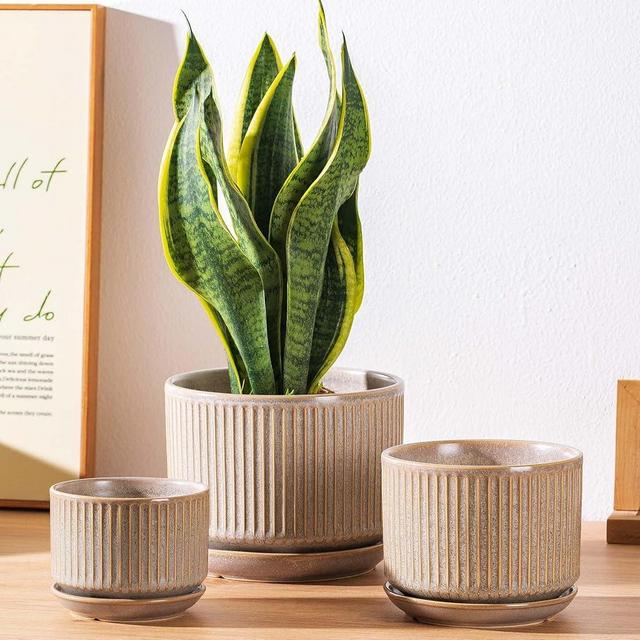 Beige Ceramic Plant Pots Set of 3, 4.3+5.5+6.7 Inch Indoor Flower Pots with Drainage Hole & Saucer & Hole Mesh Pads, Striped Decorative Planter Set for Indoor Plants, Gardening Pots & Accessories