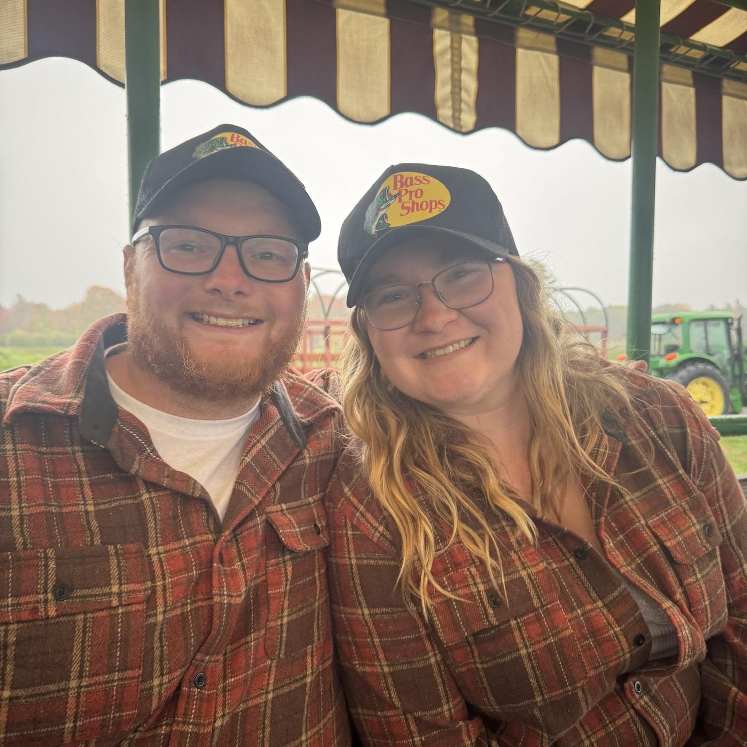 Apple Picking Hay Ride!