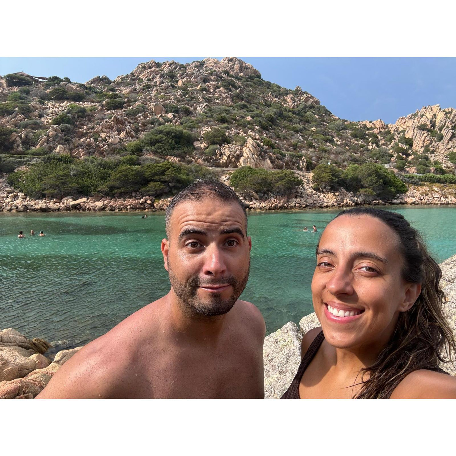 Cala Lunga, foi uma praia que não fazia parte do nosso itinerário no Arquipélago de Maddalena, mas que sem querer descobrimos e acabou por ser uma bela surpresa