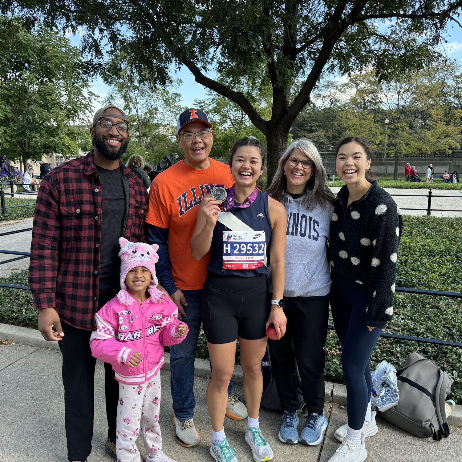 Cheering on Steph @ the Chicago Marathon 👏🏽