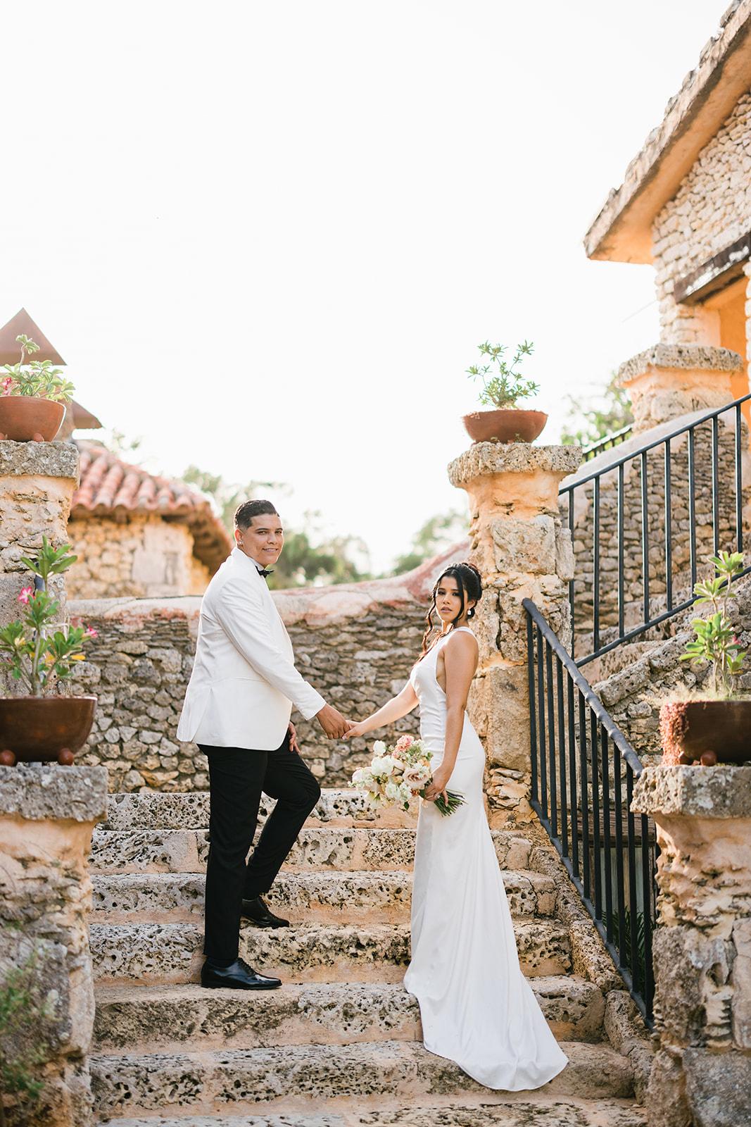 The Wedding Website of Diana Alban and Reggie Lopez