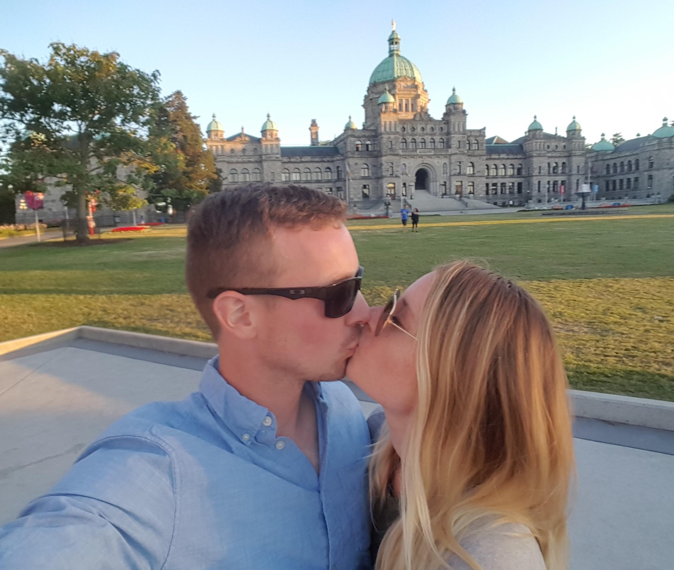 The Wedding Website of Kirstin Barker and Justin Coenen