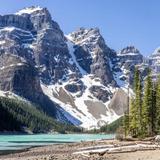 Outdoor & Hiking: Valley of the Ten Peaks