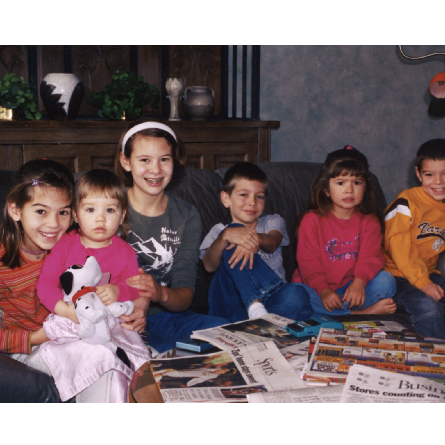 2001 - The Warner cousins!

From left to right: Niki, Lily, Allie, Alex, Megan, and Kevin