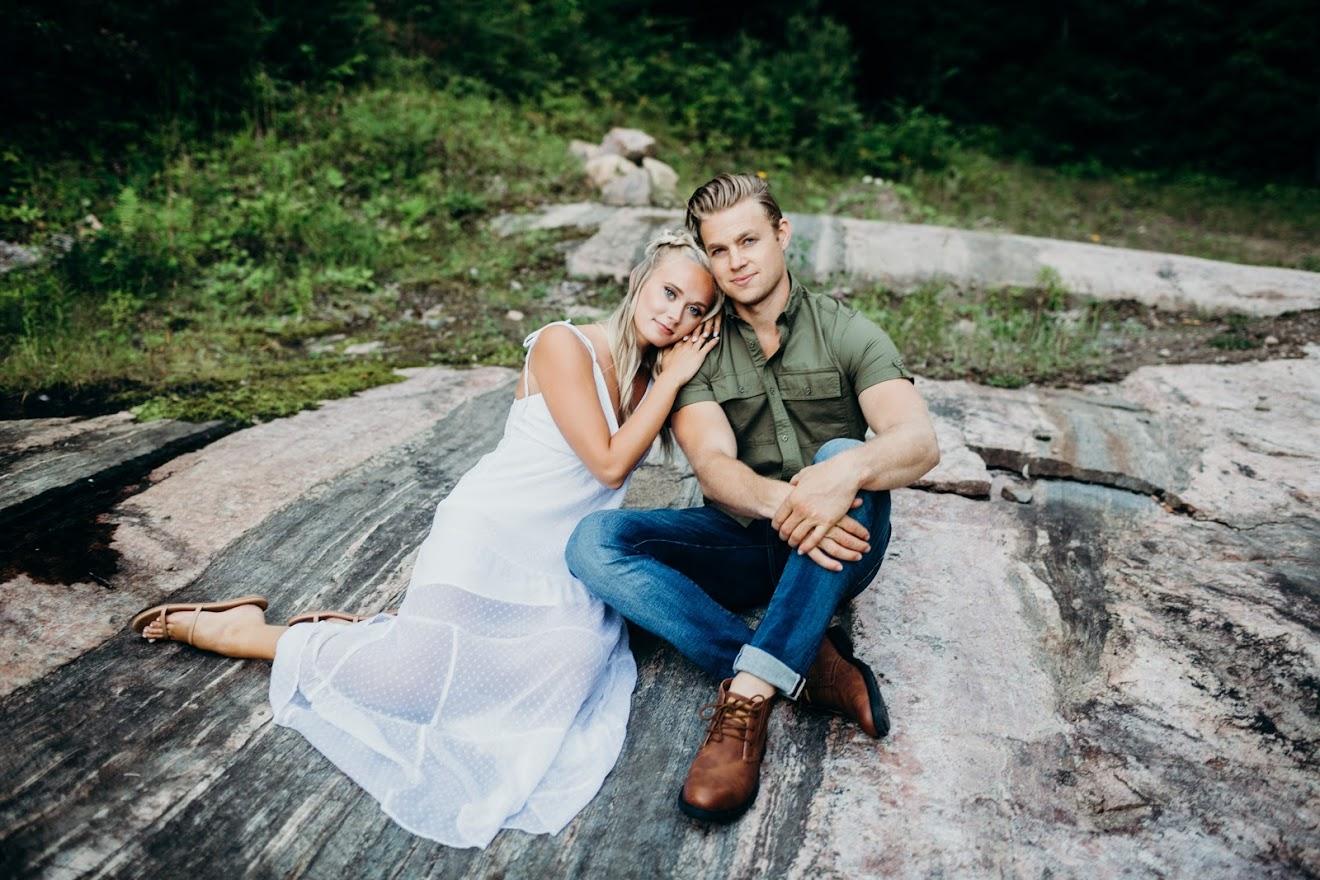 The Wedding Website of Aleah Ostrowski and Dawson Fisher