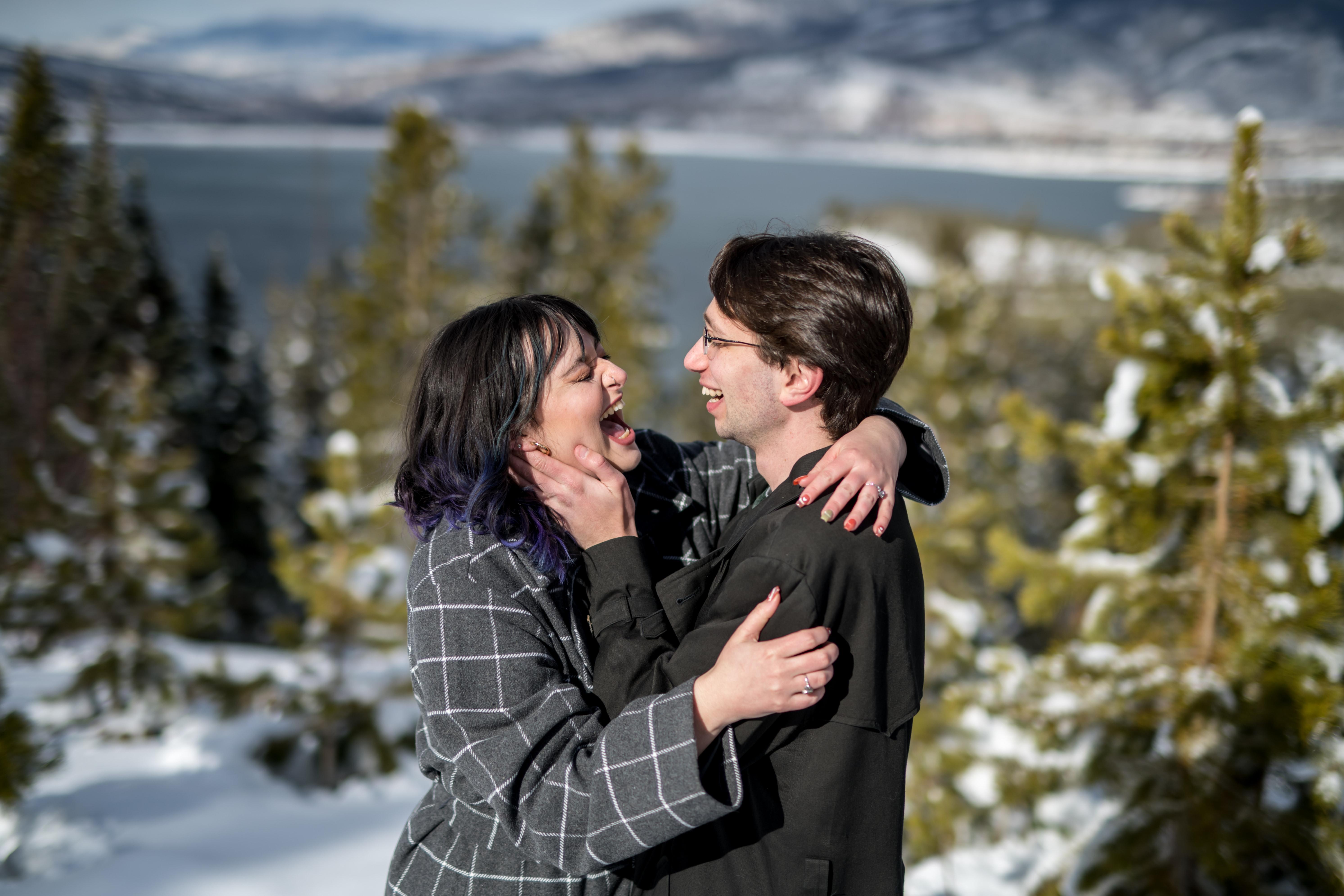 The Wedding Website of Devin Weinberg and Savannah Marino