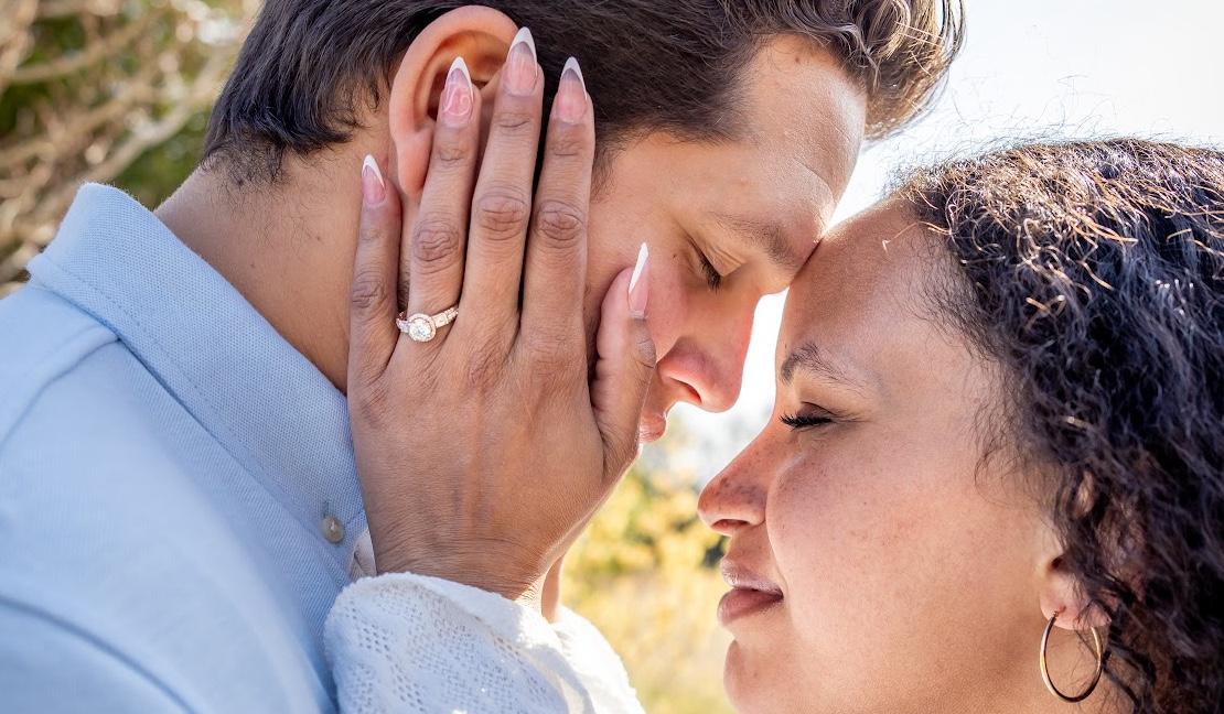 The Wedding Website of Annabelle Gottshalk and Domenic Albanese