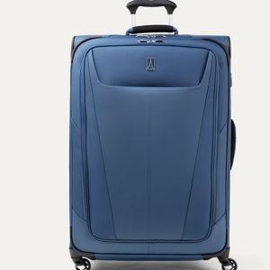 Maxlite Large Check-In Spinner - Travelpro - BLUE