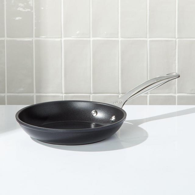 Le Creuset ® Toughened Non-Stick Pro 8" Fry Pan