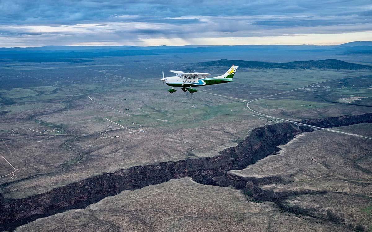 The Wedding Website of Dahlia Bushwick and Ben Miller