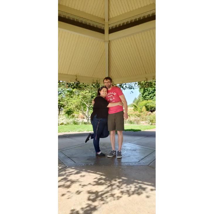 Date at the Owen Rose Garden, 2023