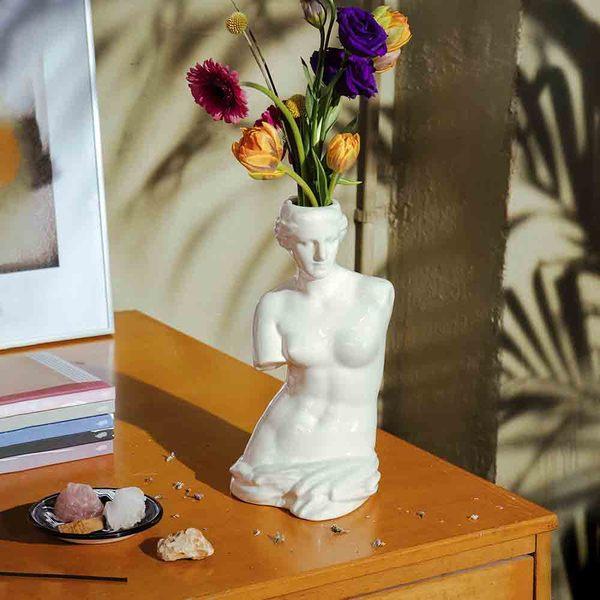 doiysee moreVenus Vase - White